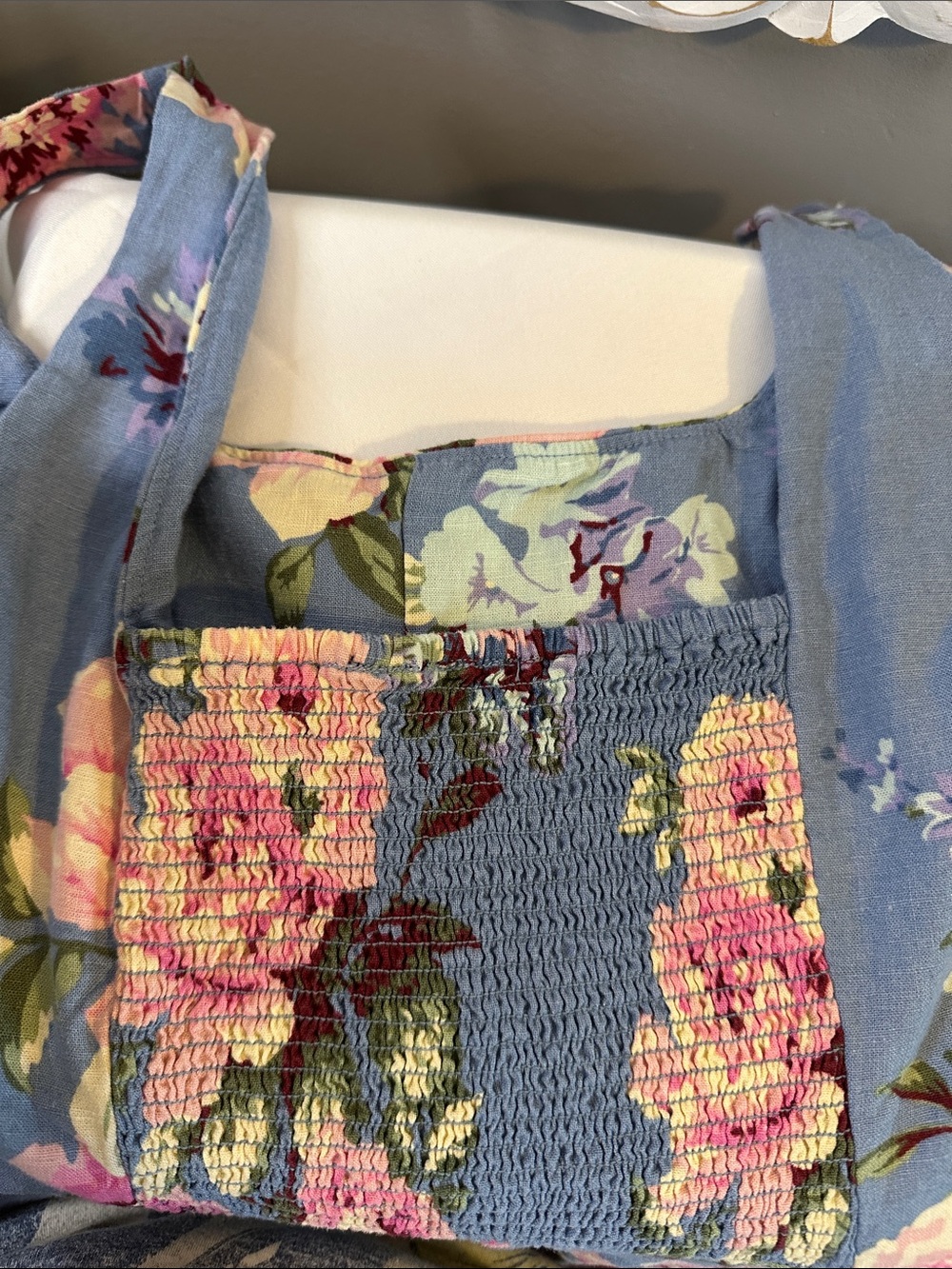 Women’s GAP Blue Floral Dress with Pink and Cream Blooms - Picture 2 of 5
